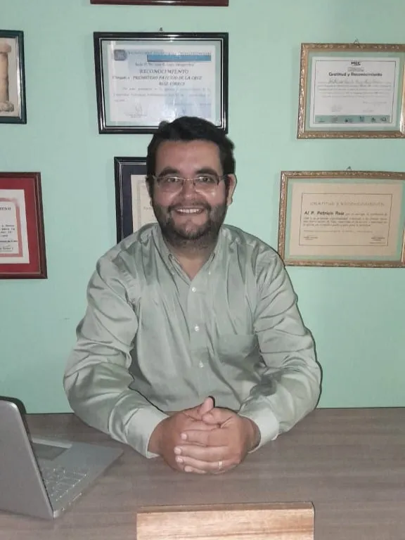 Lic. Edgar Benítez - Psicólogo Clínico